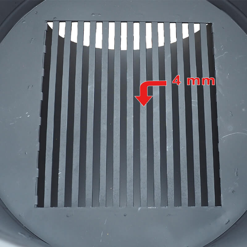 Kovová kotlina natretá špeciálnou, ochrannou žiaruvzdornou farbou