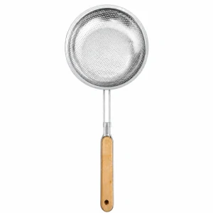 Hliníkové sitko 16 cm s drevenou rúčkou
