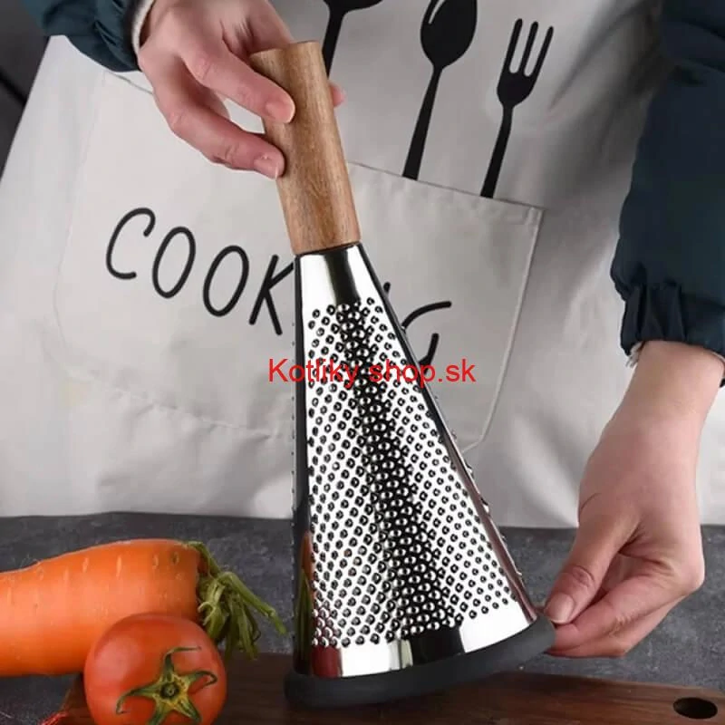 Strúhadlo s rukoväťou z akáciového dreva