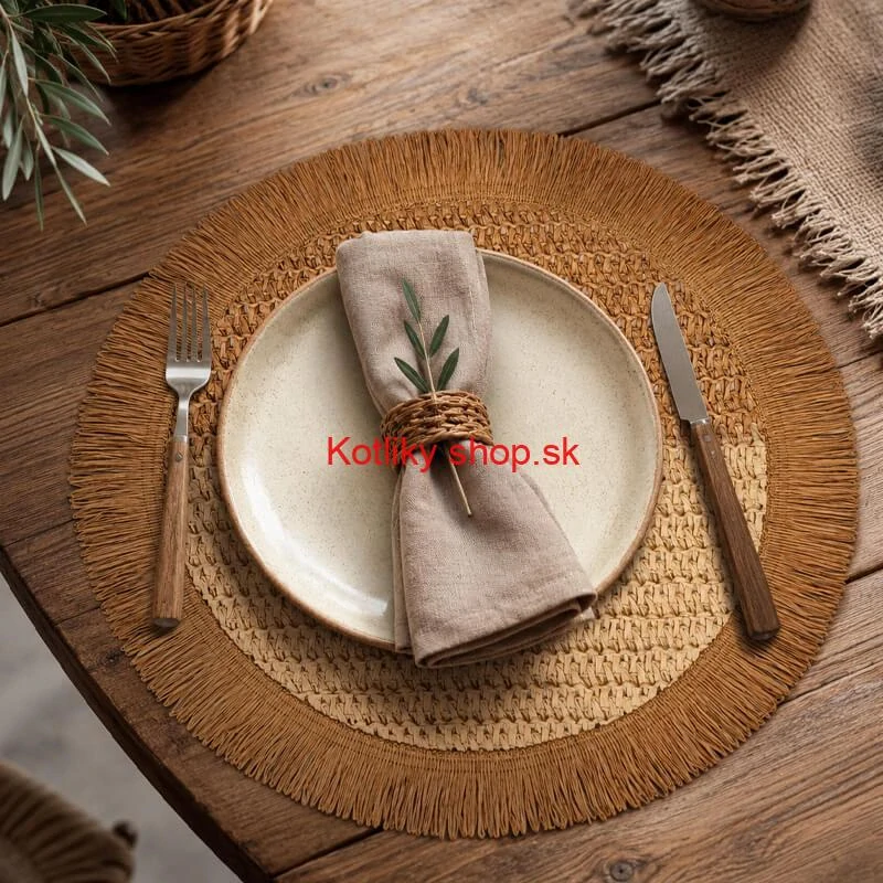 Okrúhla prírodná podložka pod tanier so strapcami 37 cm